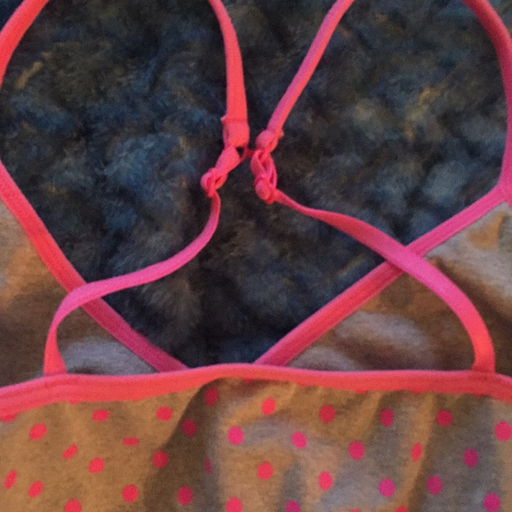 Bras - Picture 5 of 8